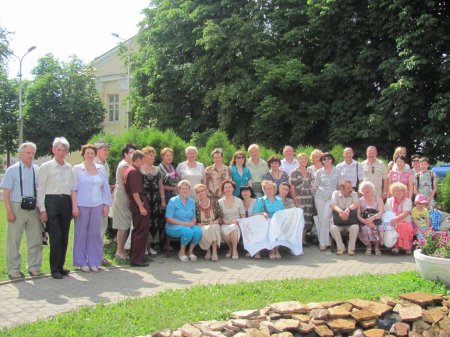 ЧЭРВЕНЬ ГРАЎ НА СТРУНАХ ЛЕТА…